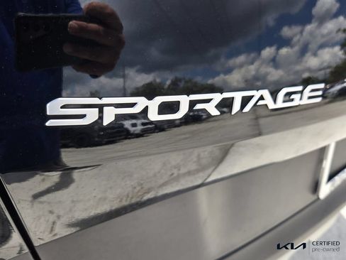 Certified 2023 Kia Sportage EX FWD image 15