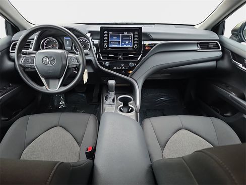 Used 2024 Toyota Camry LE image 10