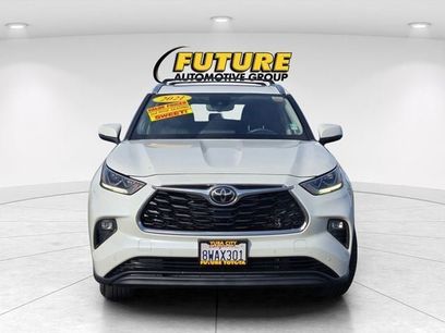Certified 2021 Toyota Highlander Limited