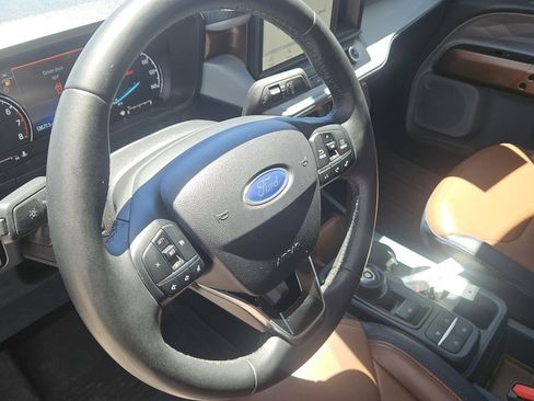 Used 2023 Ford Maverick Lariat w/ Equipment Group 500A Standard AWD/4WD image 19
