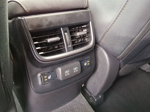 Used 2022 Subaru Outback Wilderness image 28