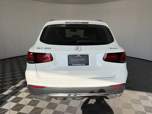 Used 2022 Mercedes-Benz GLC 300 4MATIC image 9