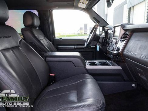 Used 2016 Ford F250 Platinum w/ FX4 Off-Road Package AWD/4WD image 24