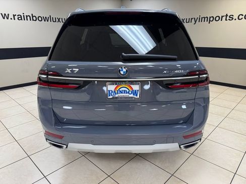 Used 2024 BMW X7 xDrive40i w/ Parking Assistance Package AWD/4WD image 5