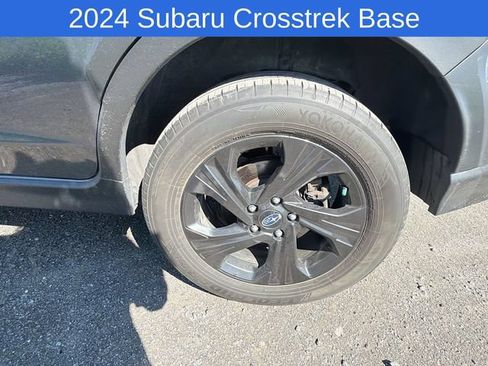 Used 2024 Subaru Crosstrek 2.0i AWD/4WD image 2