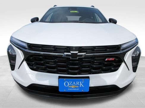 New 2026 Chevrolet Trax RS w/ Driver Confidence Package FWD image 8