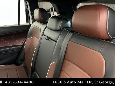 Used 2022 Volkswagen Tiguan SEL R-Line image 20