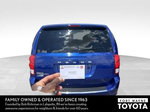 Used 2020 Dodge Grand Caravan SE FWD image 5