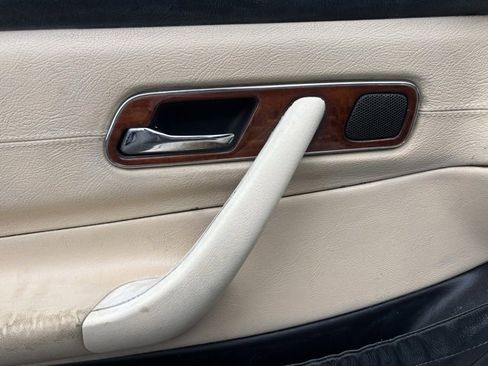 Used 2003 Mercedes-Benz SLK 320 image 11