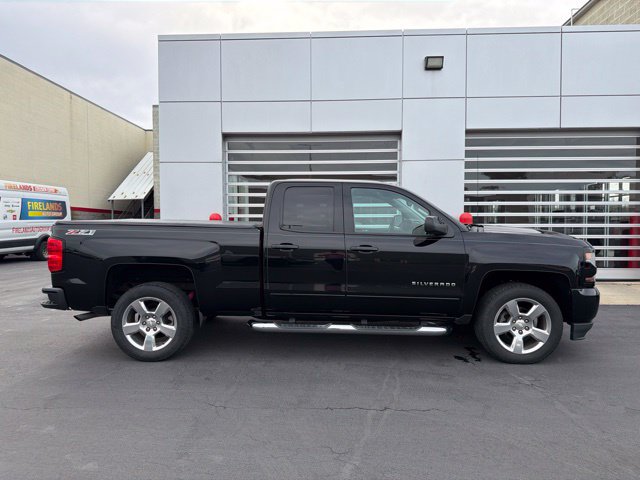 Used 2016 Chevrolet Silverado 1500 LT w/ All Star Edition AWD/4WD image 7