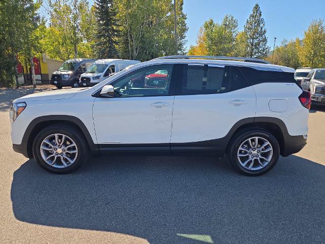Used 2024 GMC Terrain SLT AWD/4WD image 5