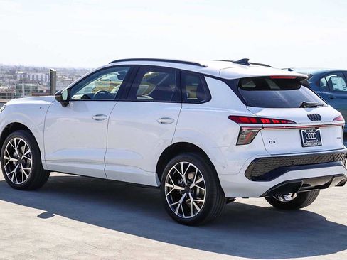 New 2026 Audi Q3 quattro 2.0T image 6