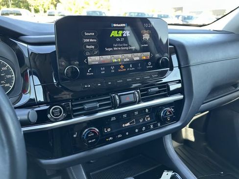 Certified 2023 Nissan Pathfinder SL AWD/4WD image 30
