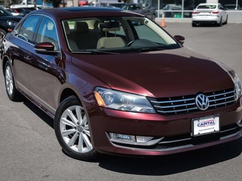 Used 2013 Volkswagen Passat 2.5 SEL Premium FWD image 7