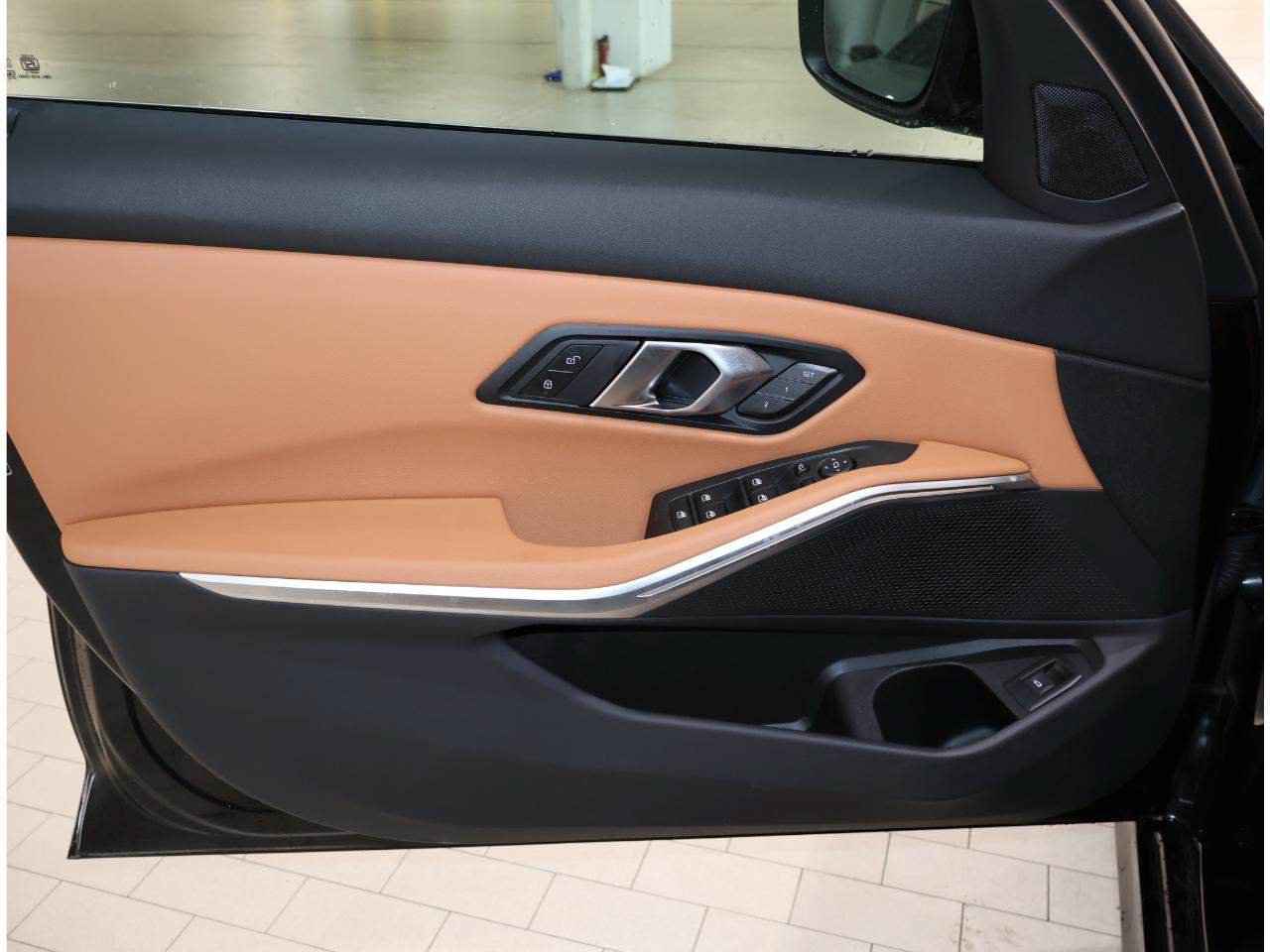 Used 2026 BMW 330i Sedan RWD image 10