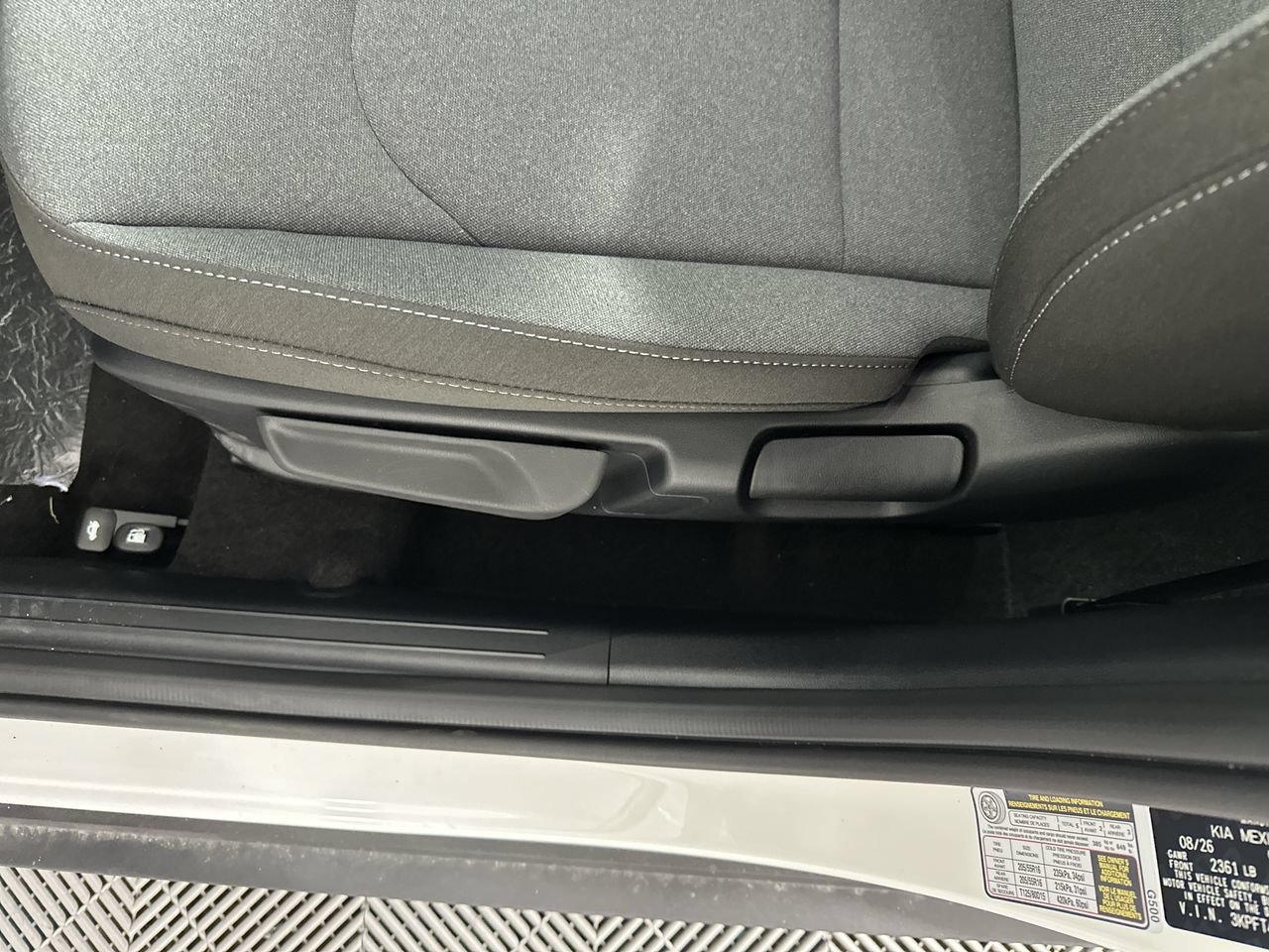 New 2027 Kia K4 FWD image 4