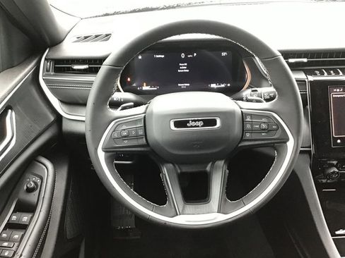 New 2025 Jeep Grand Cherokee L Laredo w/ Trailer Tow Package image 13