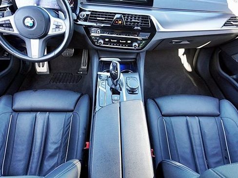 Used 2023 BMW M550i xDrive w/ Shadowloine Package AWD/4WD image 22