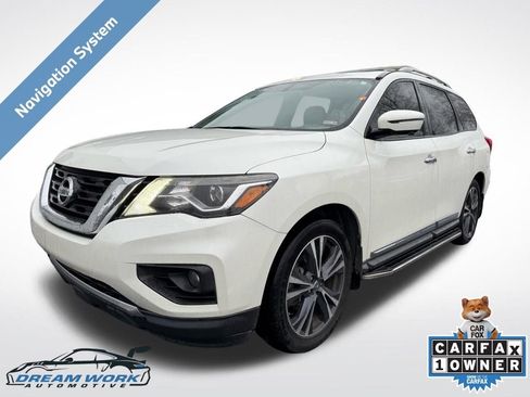Used 2018 Nissan Pathfinder Platinum image 1