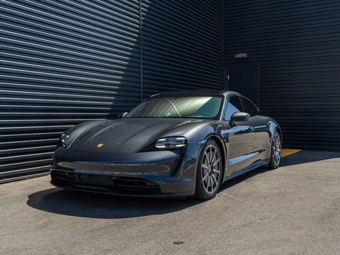 Used 2021 Porsche Taycan 4S AWD/4WD image 1