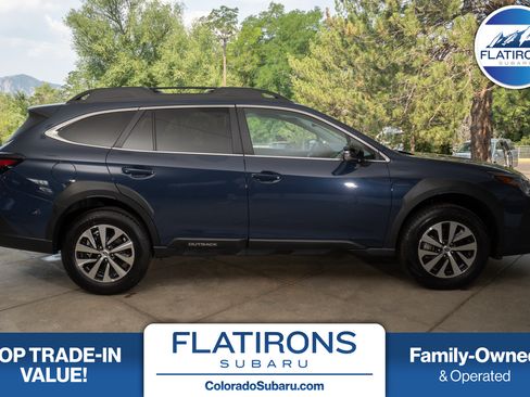 Certified 2025 Subaru Outback Premium AWD/4WD image 1