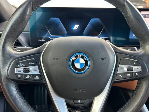 Used 2023 BMW i4 eDrive40 RWD image 26