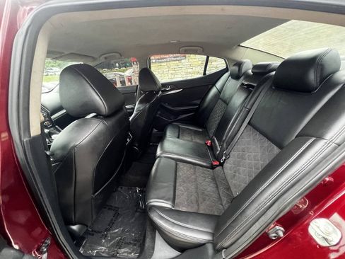 Used 2016 Nissan Maxima SR FWD image 14