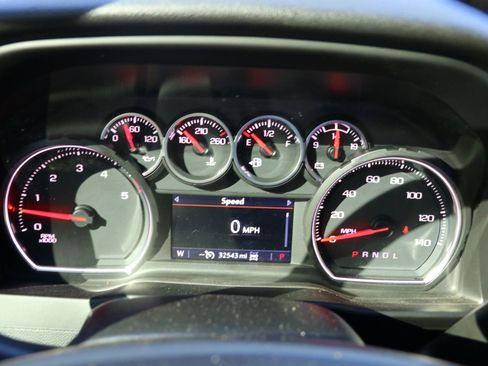 Used 2022 Chevrolet Silverado 2500 LT w/ Convenience Package image 27