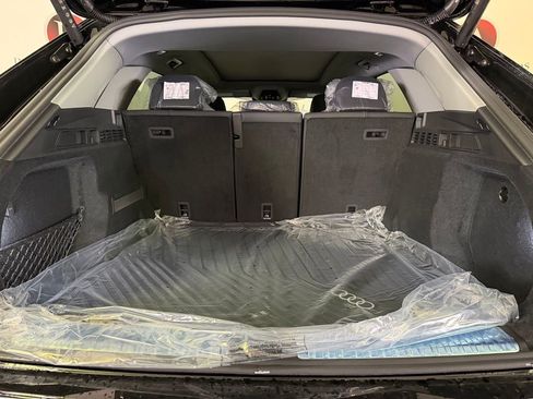 New 2025 Audi Q5 Premium Plus image 14