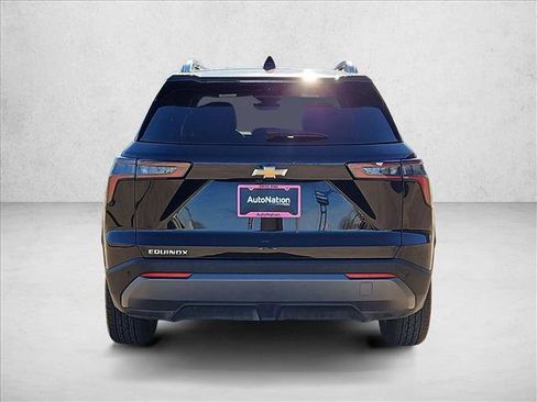 Used 2025 Chevrolet Equinox LT w/ Convenience Package II image 7