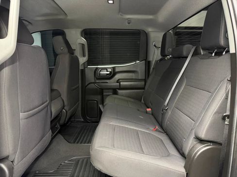 Used 2022 Chevrolet Silverado 1500 Custom AWD/4WD image 17