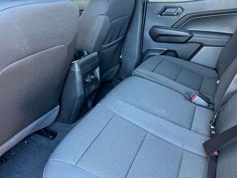 New 2025 GMC Canyon Elevation w/ Convenience Package image 9