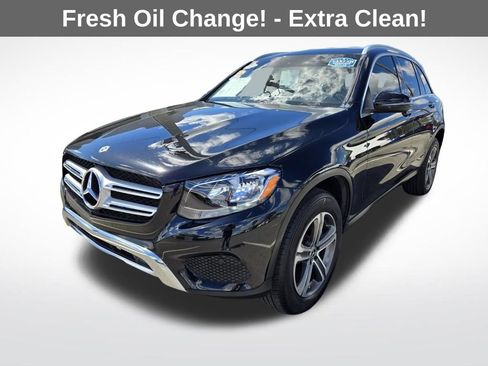 Used 2019 Mercedes-Benz GLC 300 image 3