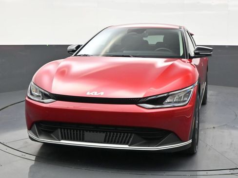 Used 2024 Kia EV6 Light image 8