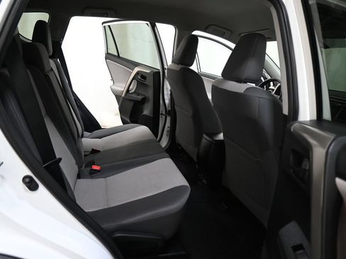 Used 2015 Toyota RAV4 LE AWD/4WD image 15