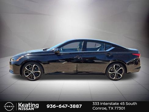 Certified 2024 Nissan Altima 2.5 SR image 7