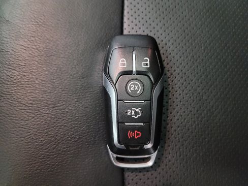 Used 2017 Ford Explorer Sport w/ Equipment Group 401A AWD/4WD image 32