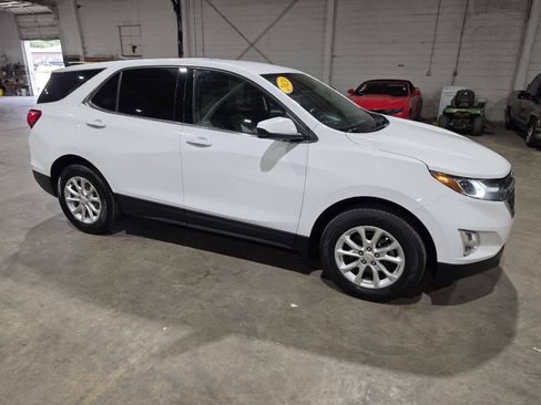 Used 2020 Chevrolet Equinox LT AWD/4WD image 15