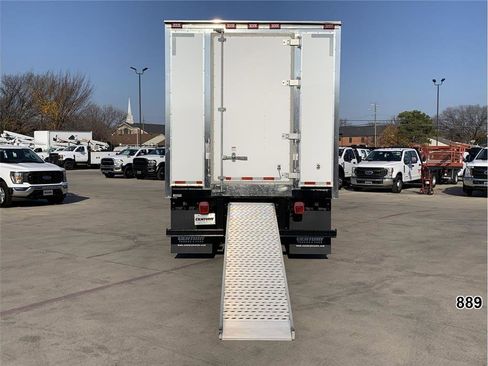 Used 2020 Ford F550 2WD Regular Cab Super Duty image 8