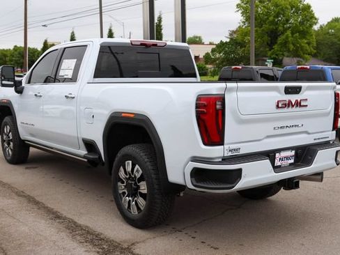 New 2026 GMC Sierra 2500 Denali w/ Denali Reserve Package AWD/4WD image 5