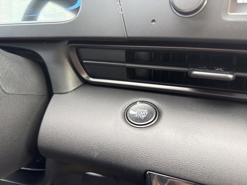 New 2025 Hyundai Elantra Sport image 34