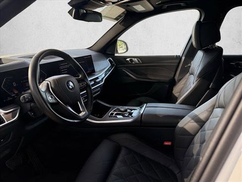 Used 2025 BMW X5 xDrive40i image 16