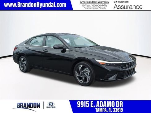 New 2026 Hyundai Elantra Limited image 1