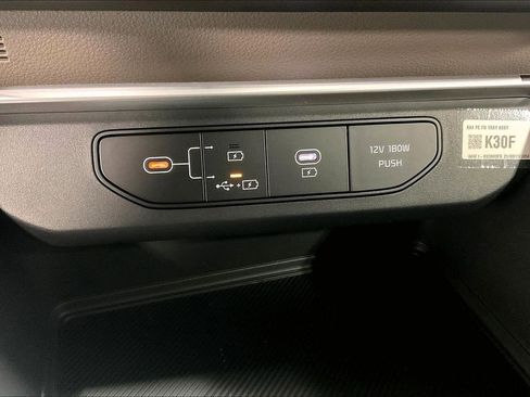 New 2026 Kia Carnival image 22