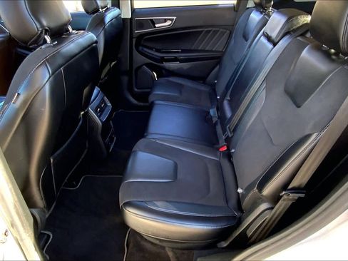 Used 2018 Ford Edge Sport w/ Technology Package image 18