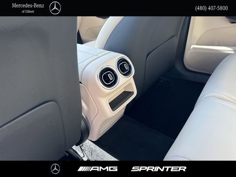 New 2026 Mercedes-Benz GLC 350e 4MATIC image 19