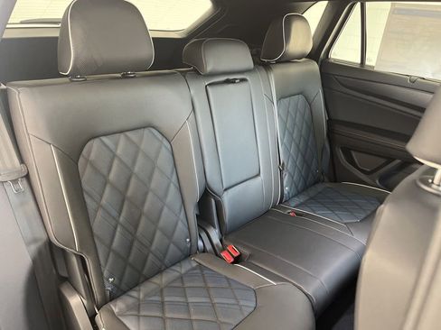 New 2026 Volkswagen Atlas Cross Sport SEL Premium R-Line AWD/4WD image 35
