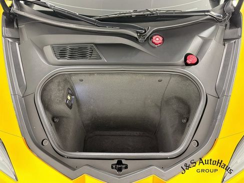 Used 2023 Chevrolet Corvette Stingray Coupe w/ Z51 Performance Package RWD image 30