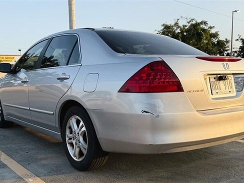 Used 2007 Honda Accord SE image 3