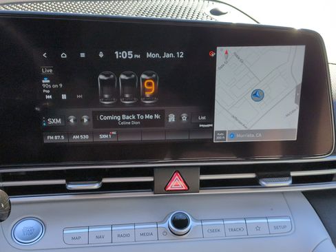 Used 2023 Hyundai Elantra Limited w/ Cargo Package image 23